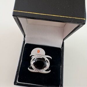 Bomb Party The Loop That Knows You Ring RG29032 Black Onxy CZ Rhodium Plating